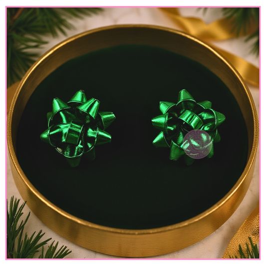 Cheery Green Holiday